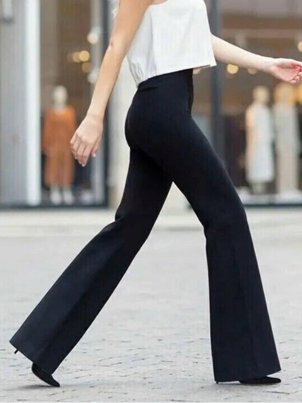 NWT SPANX Perfect Black Pant Hi-Rise Flare 20252R (DISCONTINUED) Medium